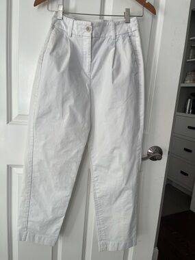 Express pleated cotton high rise khakis, white, sz 2